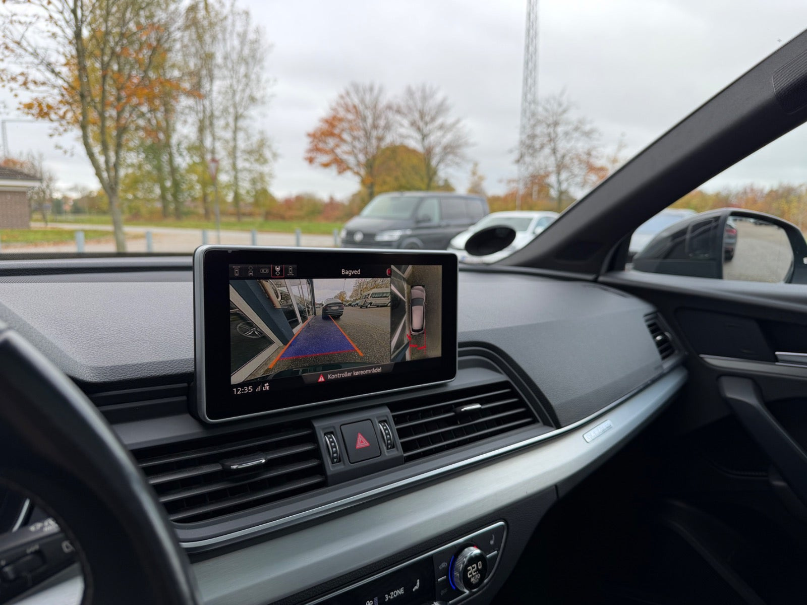 Grøn Audi SQ5 fra 2019