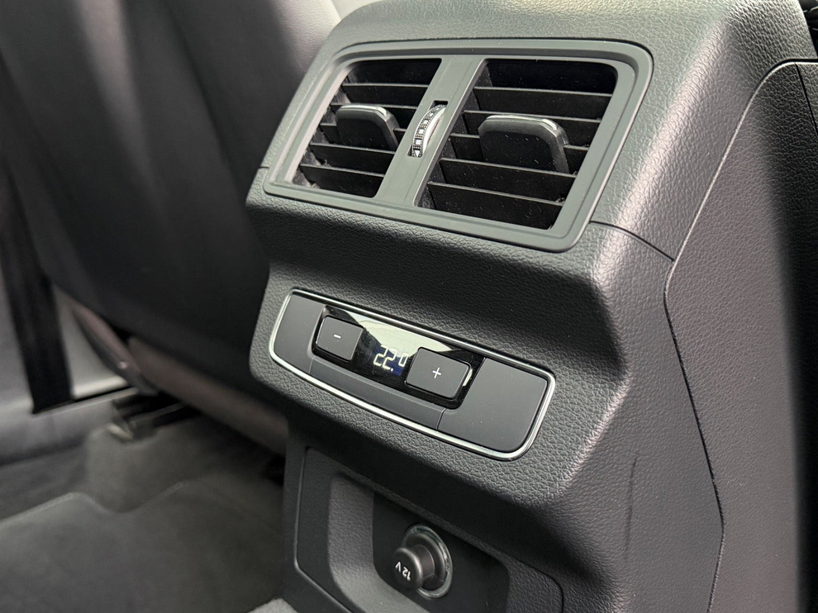 Grøn Audi SQ5 fra 2019