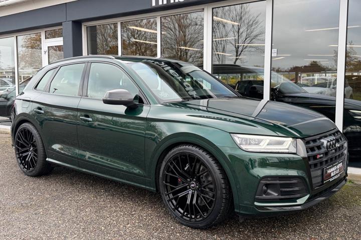Grøn Audi SQ5 fra 2019