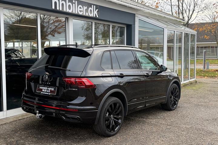 Sort VW Tiguan fra 2023