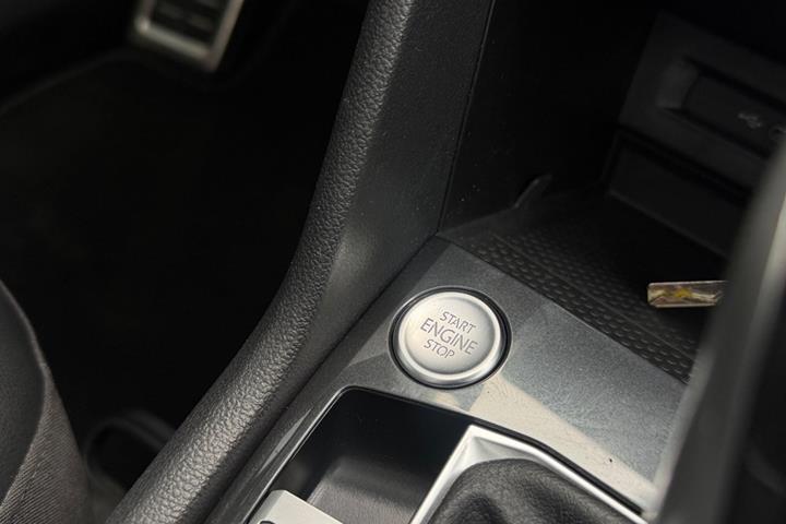 Sort VW Tiguan fra 2023