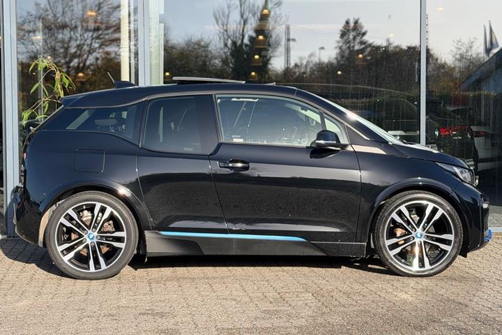 Sort BMW i3s fra 2019