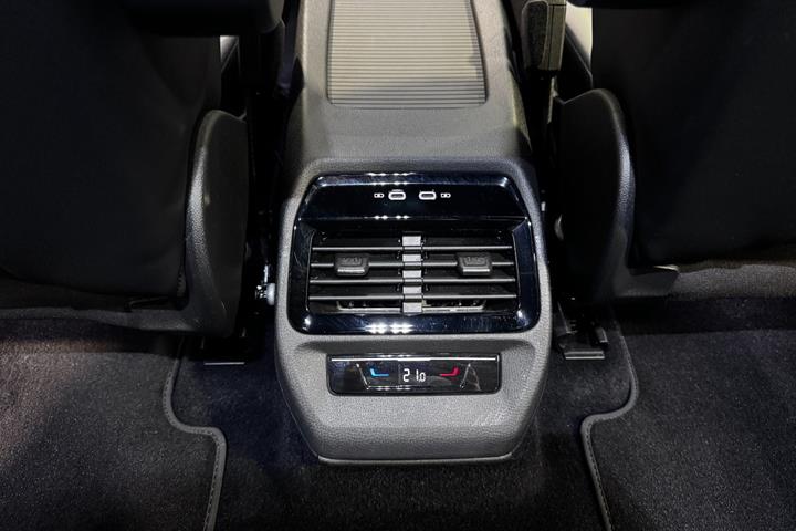 Hvid VW ID.4 fra 2023