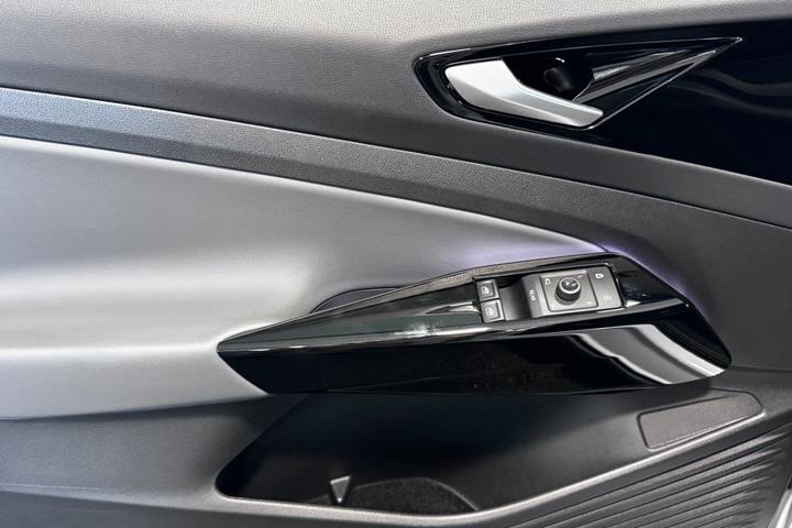 Hvid VW ID.4 fra 2023