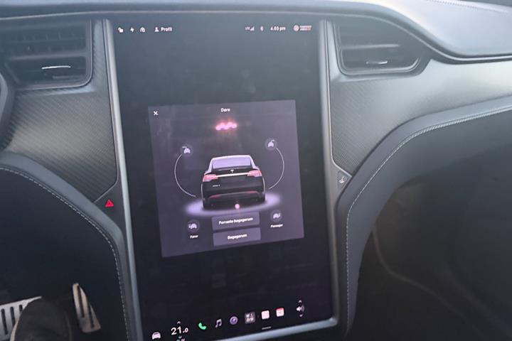 Sort Tesla Model X fra 2019