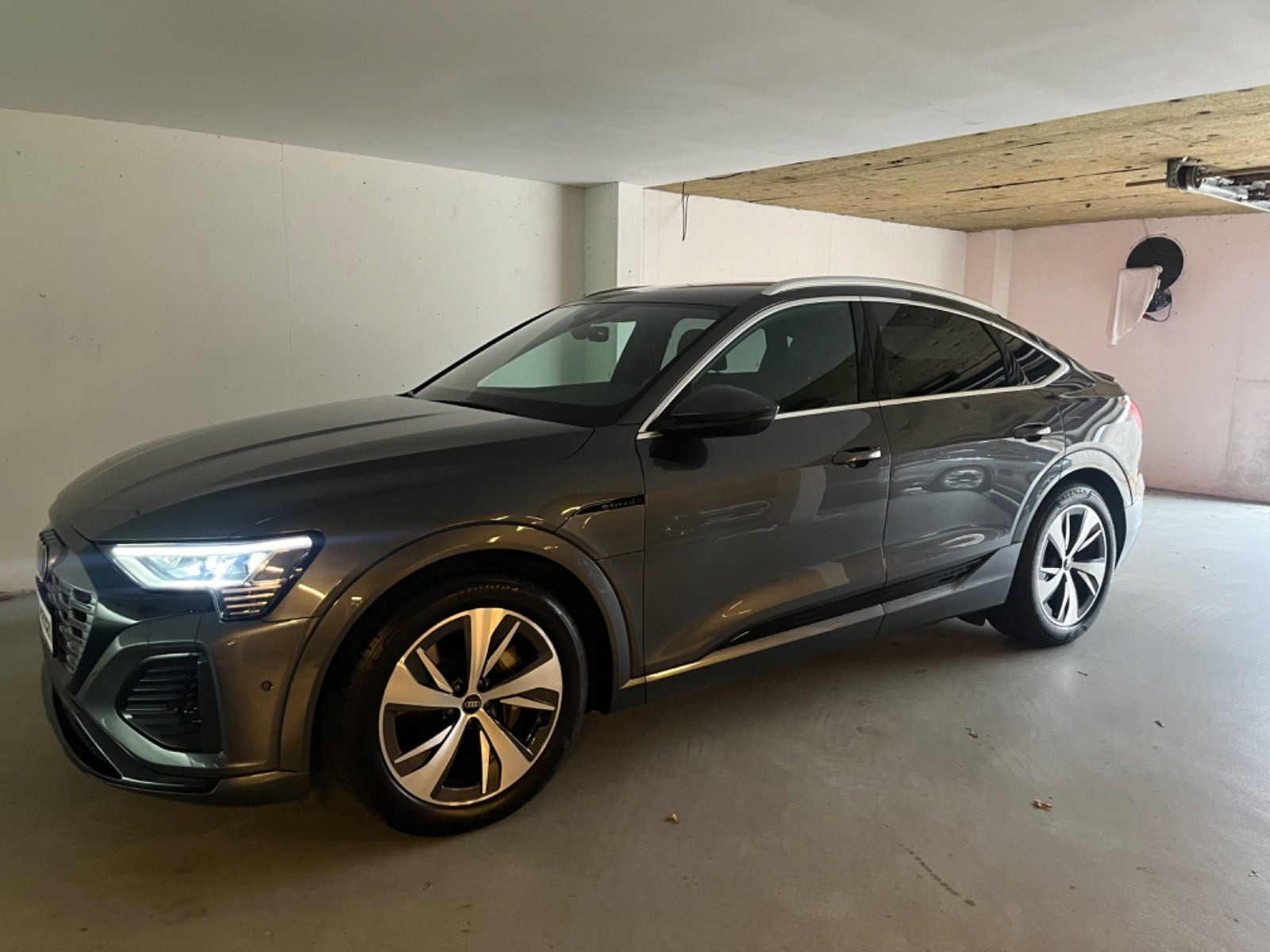 Audi Q8 e-tron 50 S-line Sportback quattro Van