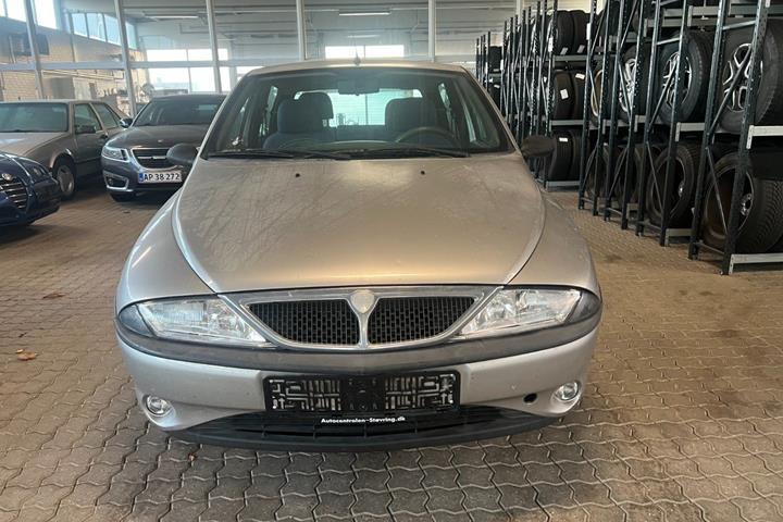 Sølv Lancia Ypsilon fra 1998