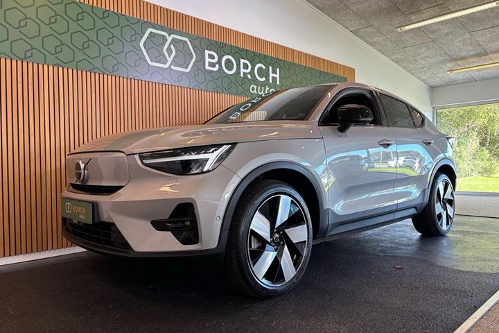 Sølv Volvo C40 fra 2023