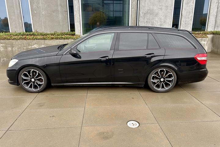 undefined Mercedes E200 d fra 2011