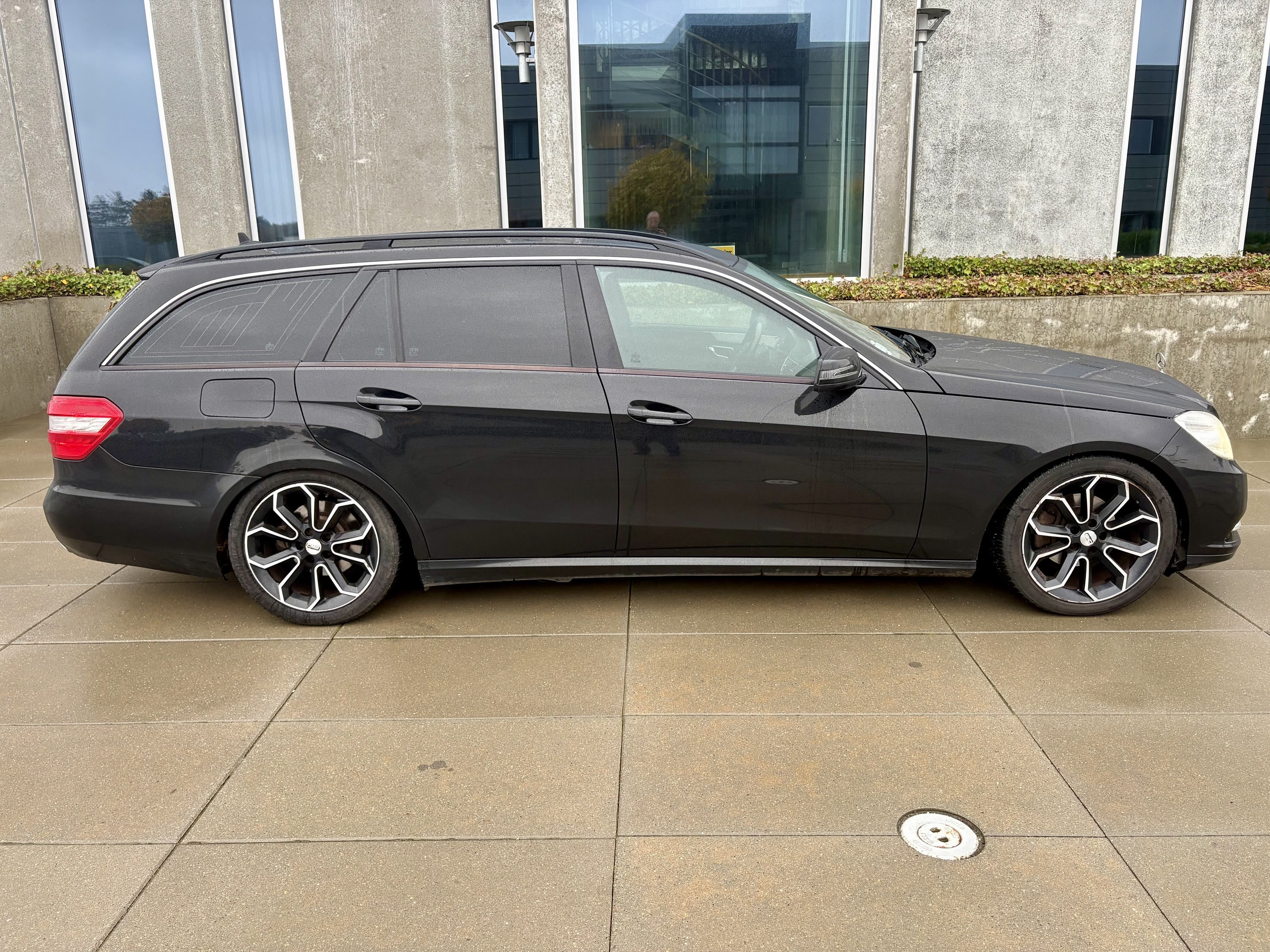 undefined Mercedes E200 d fra 2011