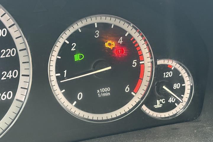 undefined Mercedes E200 d fra 2011