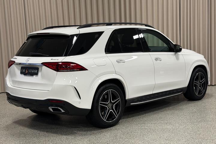 Hvid Mercedes GLE350 de fra 2022