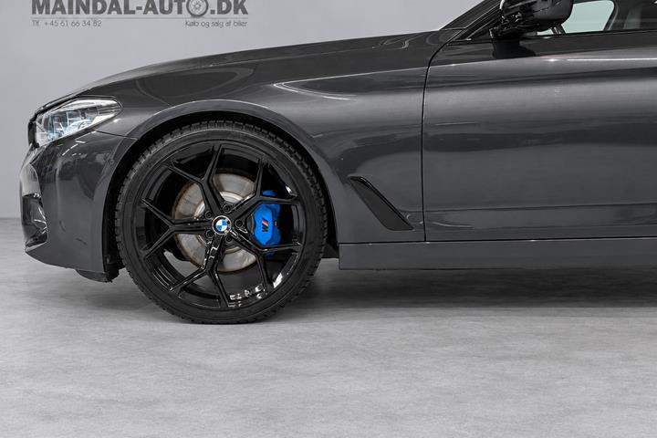 Sort BMW 530d fra 2017