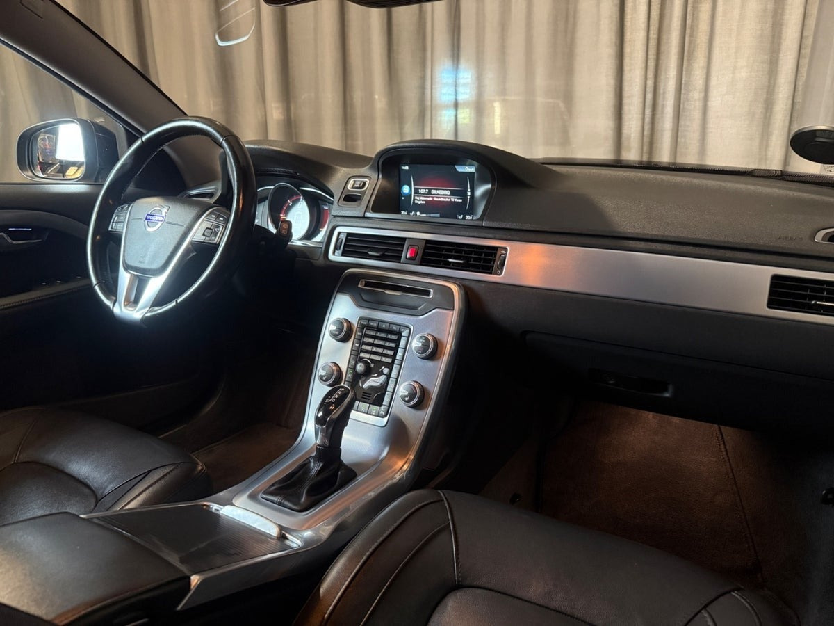 Blå Volvo V70 fra 2016