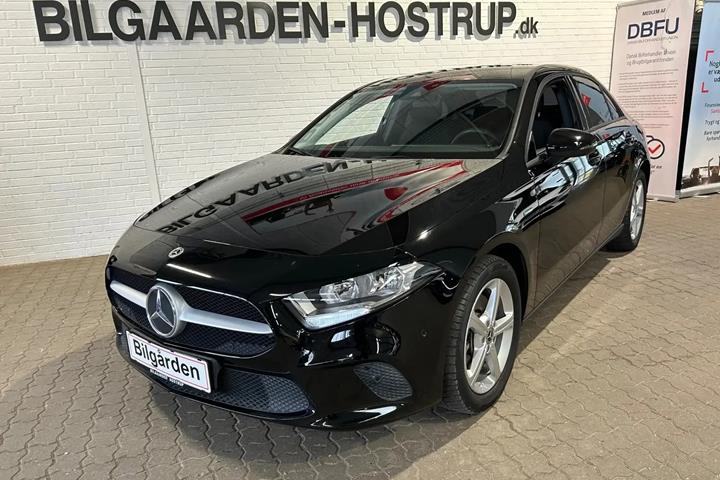 Sort Mercedes A250 e fra 2020