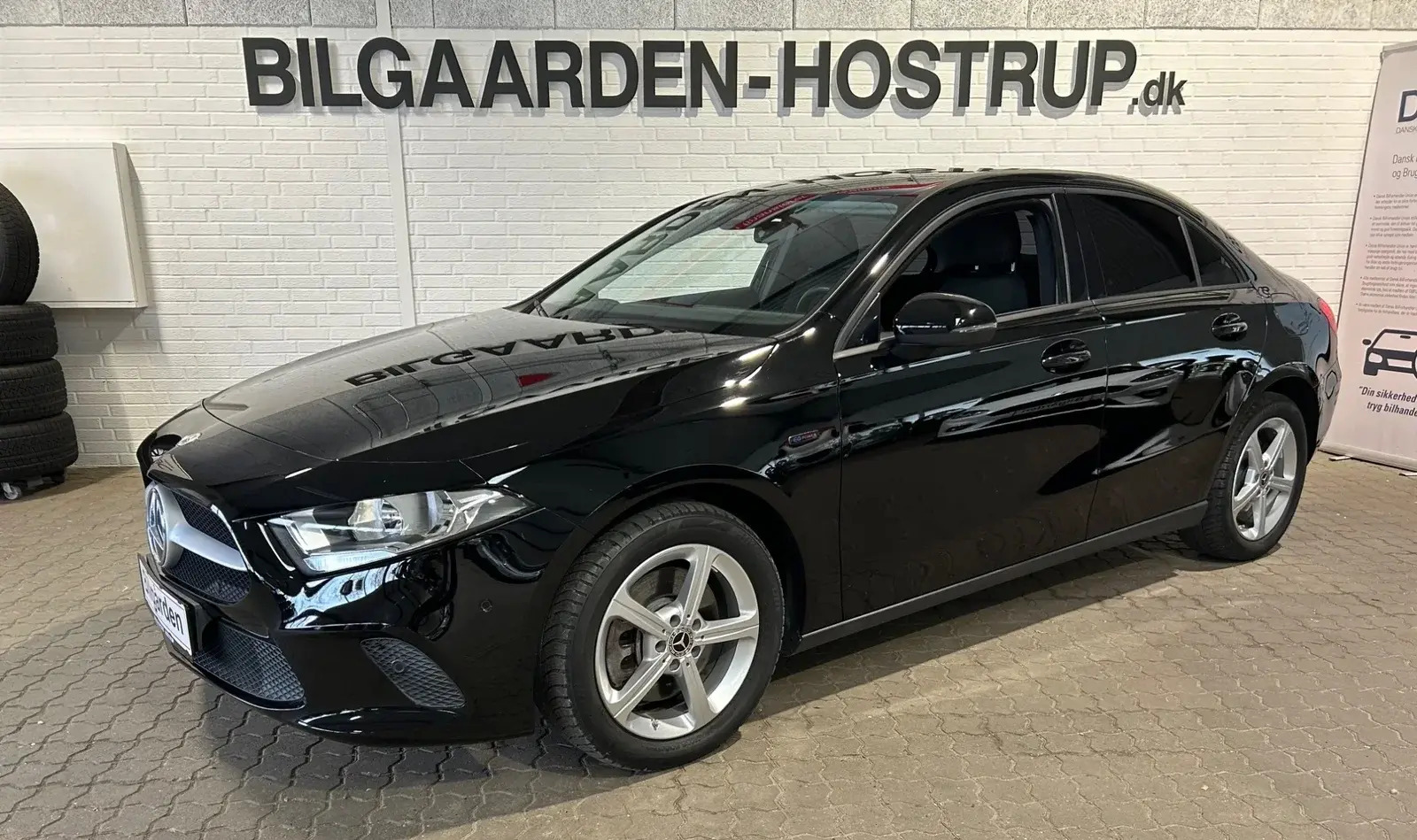 Sort Mercedes A250 e fra 2020