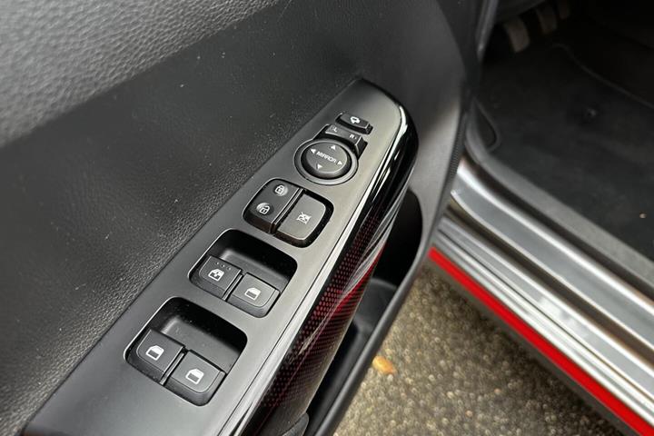Grå Kia Picanto fra 2021