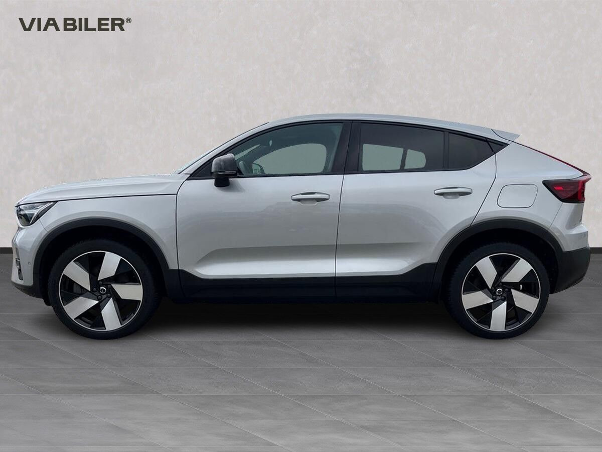 Grå Volvo C40 fra 2023