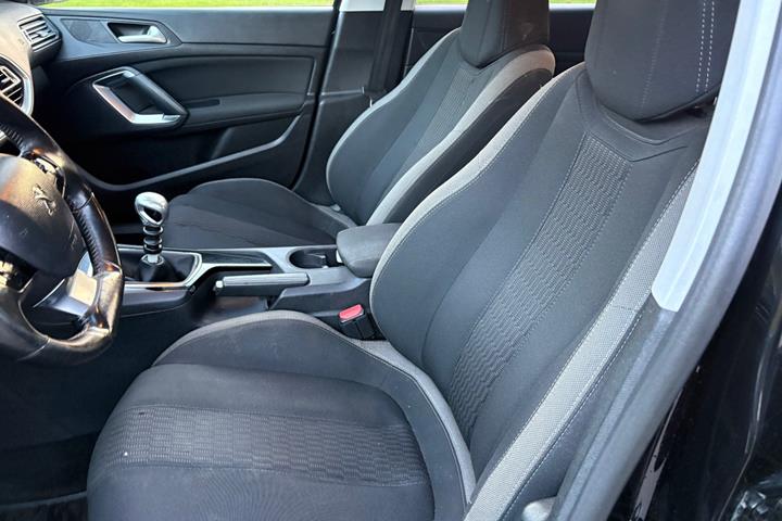 undefined Peugeot 308 fra 2016