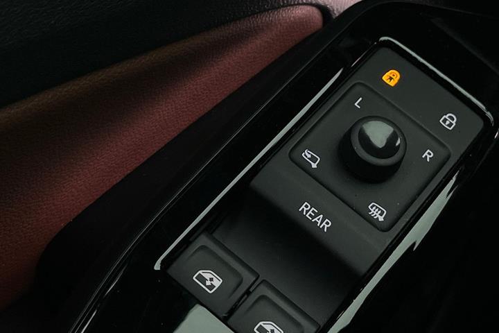 Grå VW ID.4 fra 2021