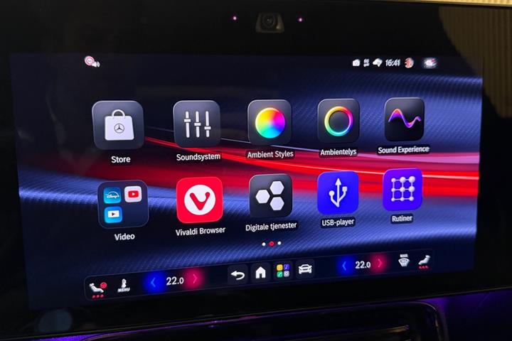 Hvid Mercedes CLA250+ fra 2026
