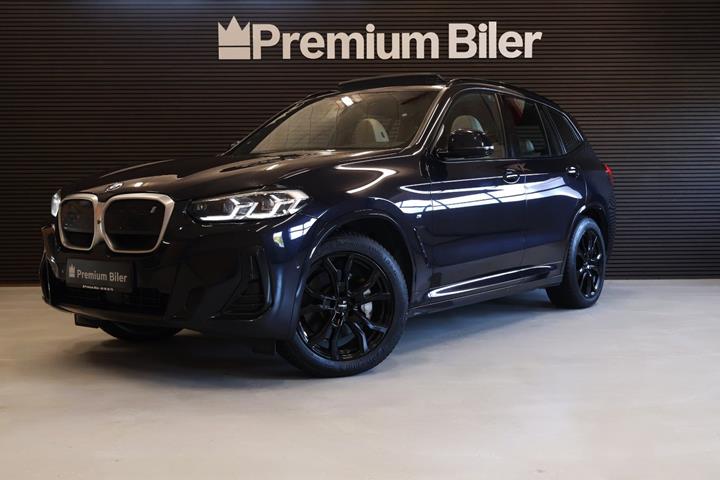 Sort BMW iX3 fra 2023