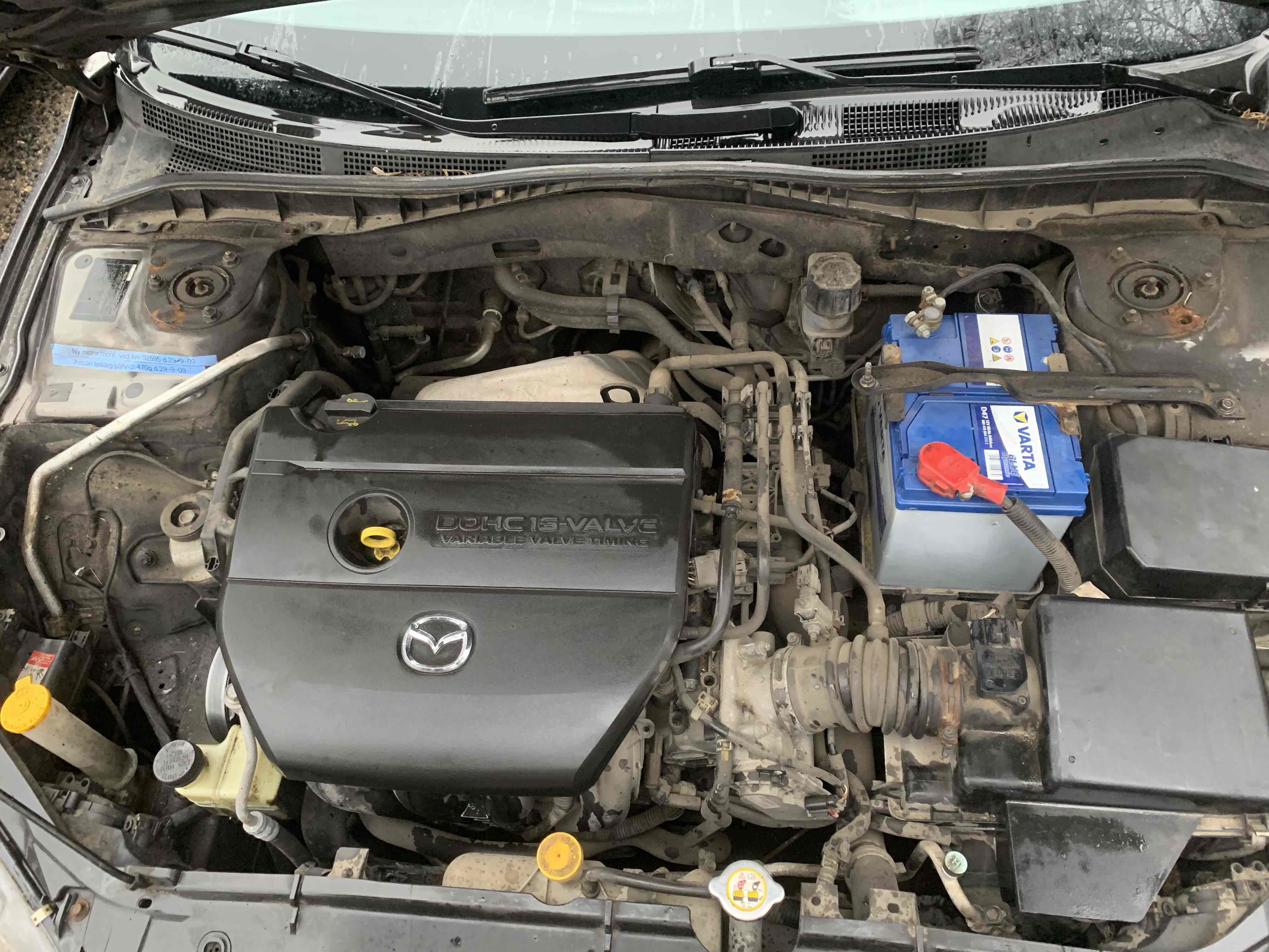 Grå Mazda 6 fra 2005