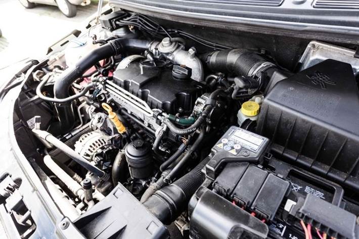 Grå Skoda Fabia fra 2007