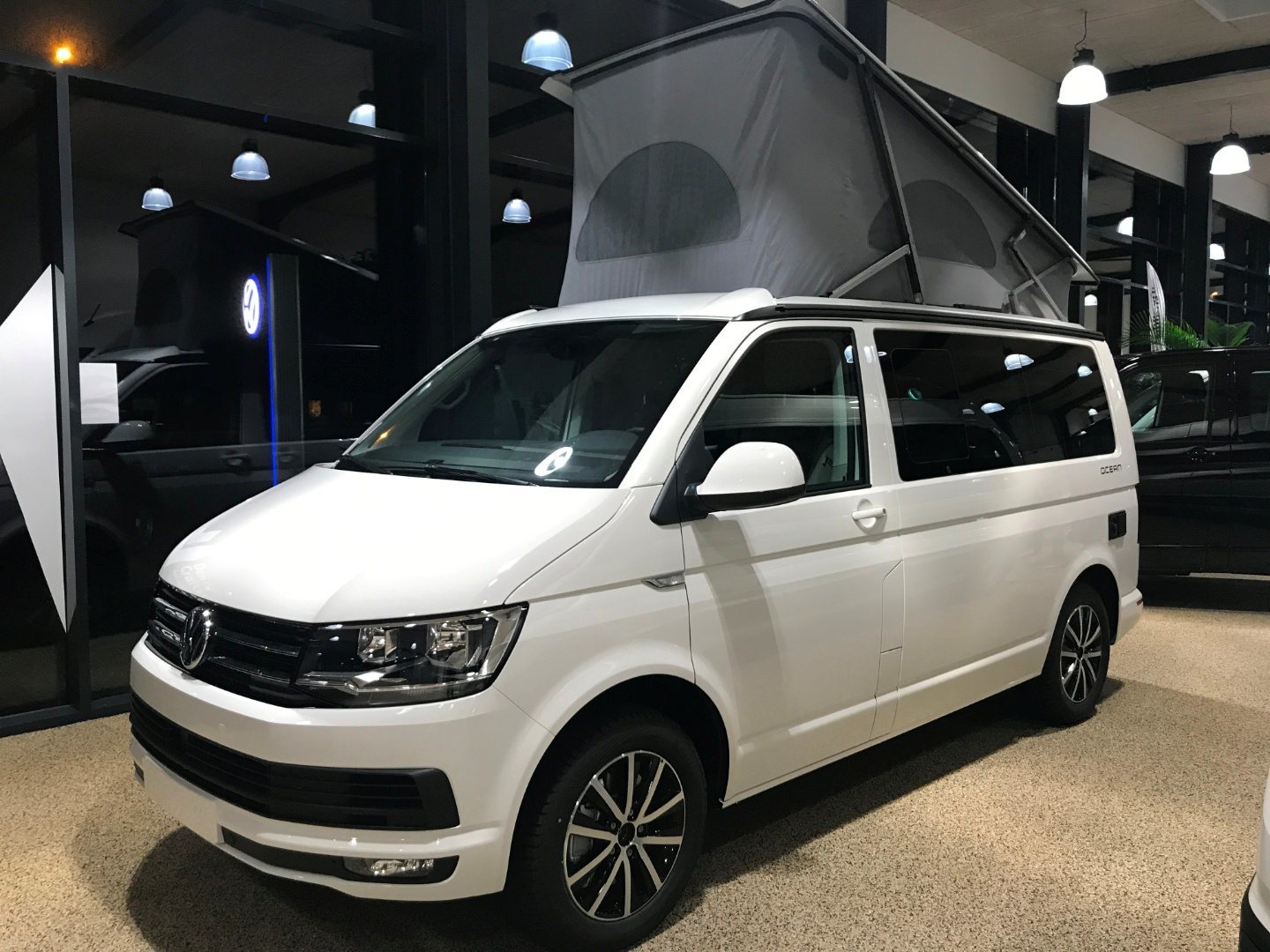 Hvid VW California fra 2019