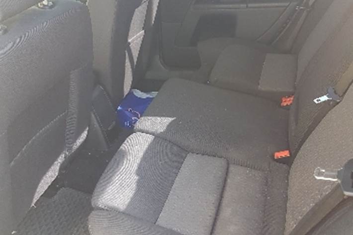 Grå Ford Mondeo fra 2002