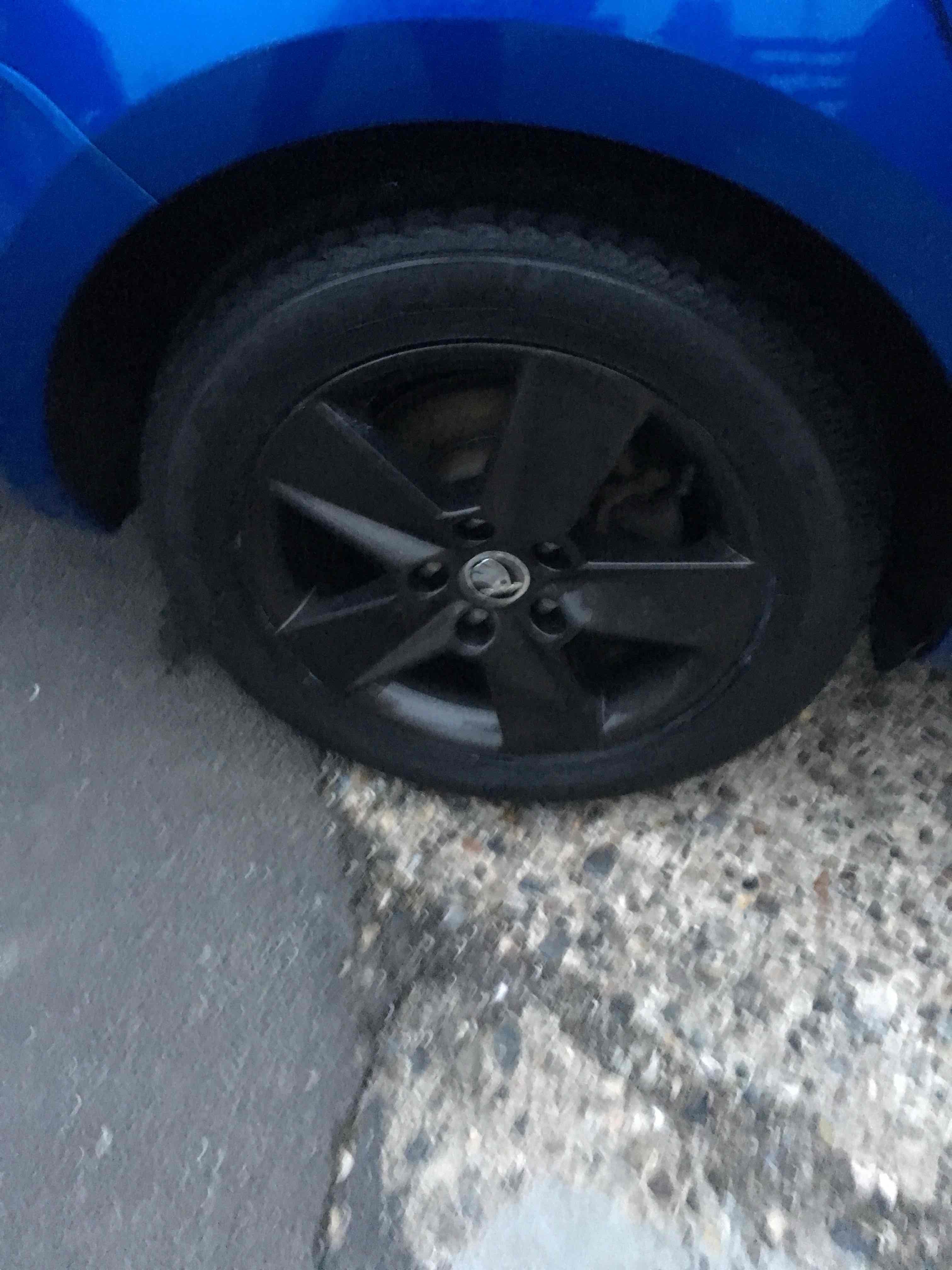 Blå Skoda Octavia fra 2014