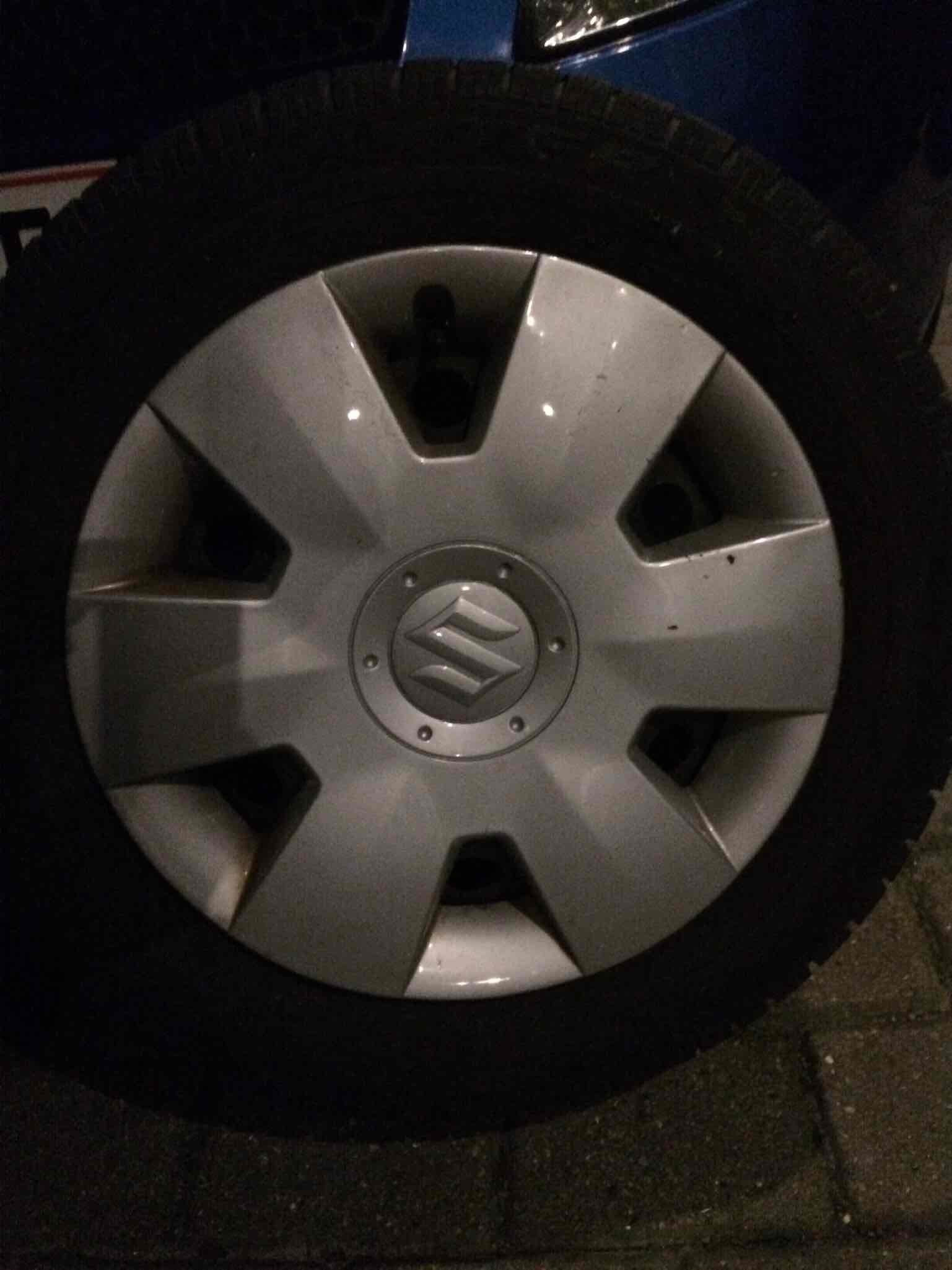Blå Suzuki Swift fra 2006