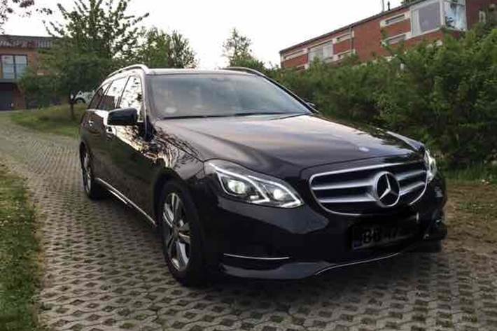 Sort Mercedes E250 fra 2014