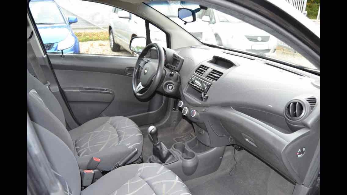 Sort Chevrolet Spark fra 2013