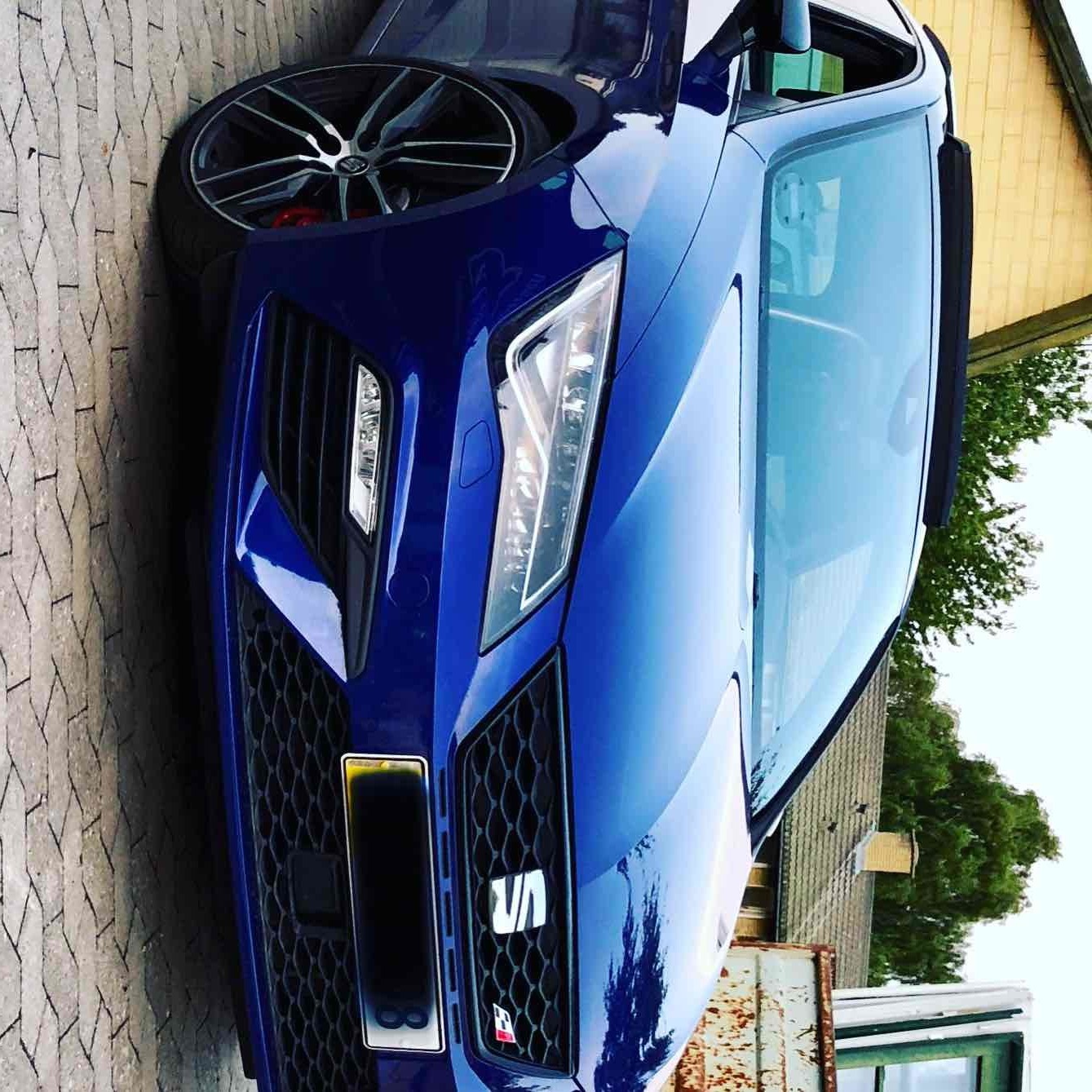 Blå Seat Leon fra 2017