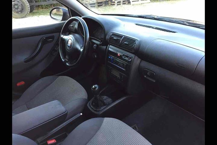 Sort Seat Toledo fra 2004