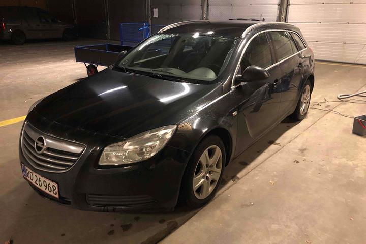 Sort Opel Insignia fra 2013