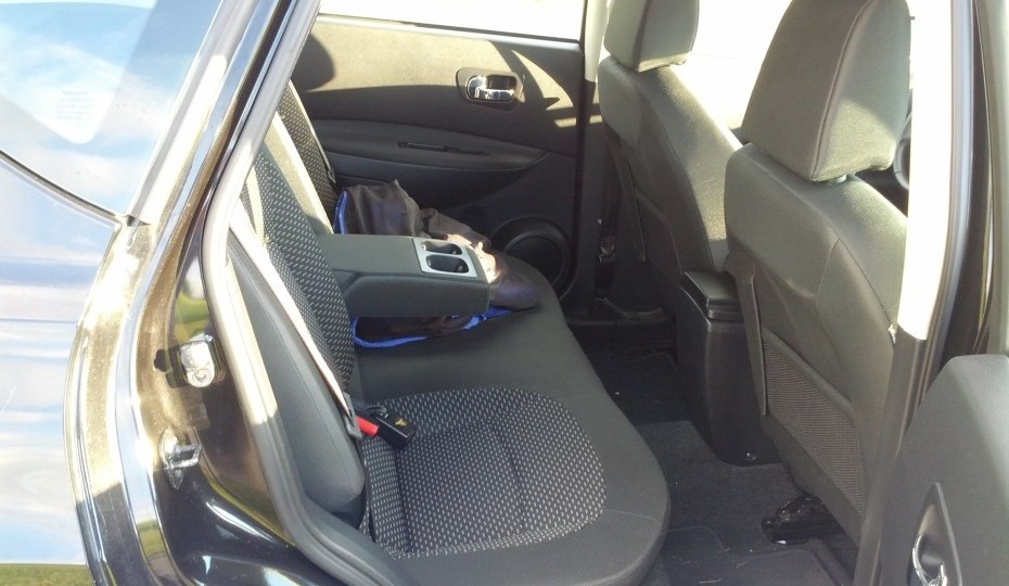 Sort Nissan Qashqai fra 2009