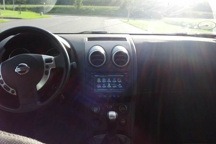 Sort Nissan Qashqai fra 2009