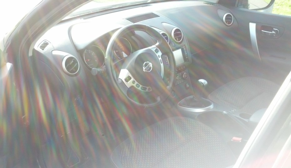 Sort Nissan Qashqai fra 2009