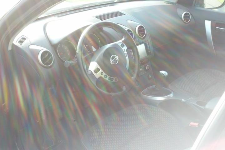 Sort Nissan Qashqai fra 2009