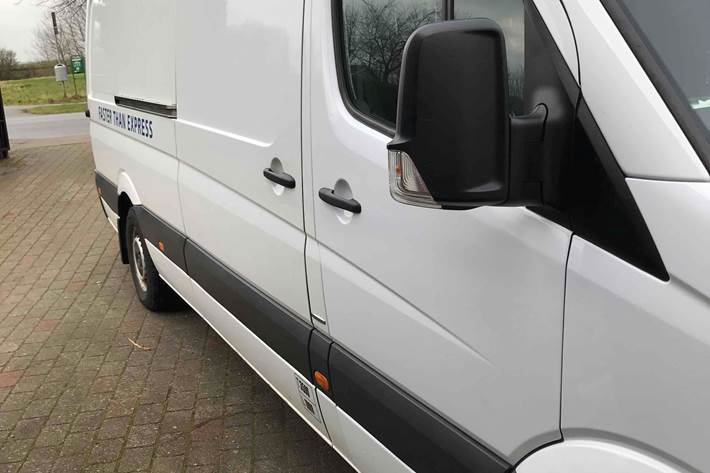 Hvid Mercedes Sprinter 316 fra 2016