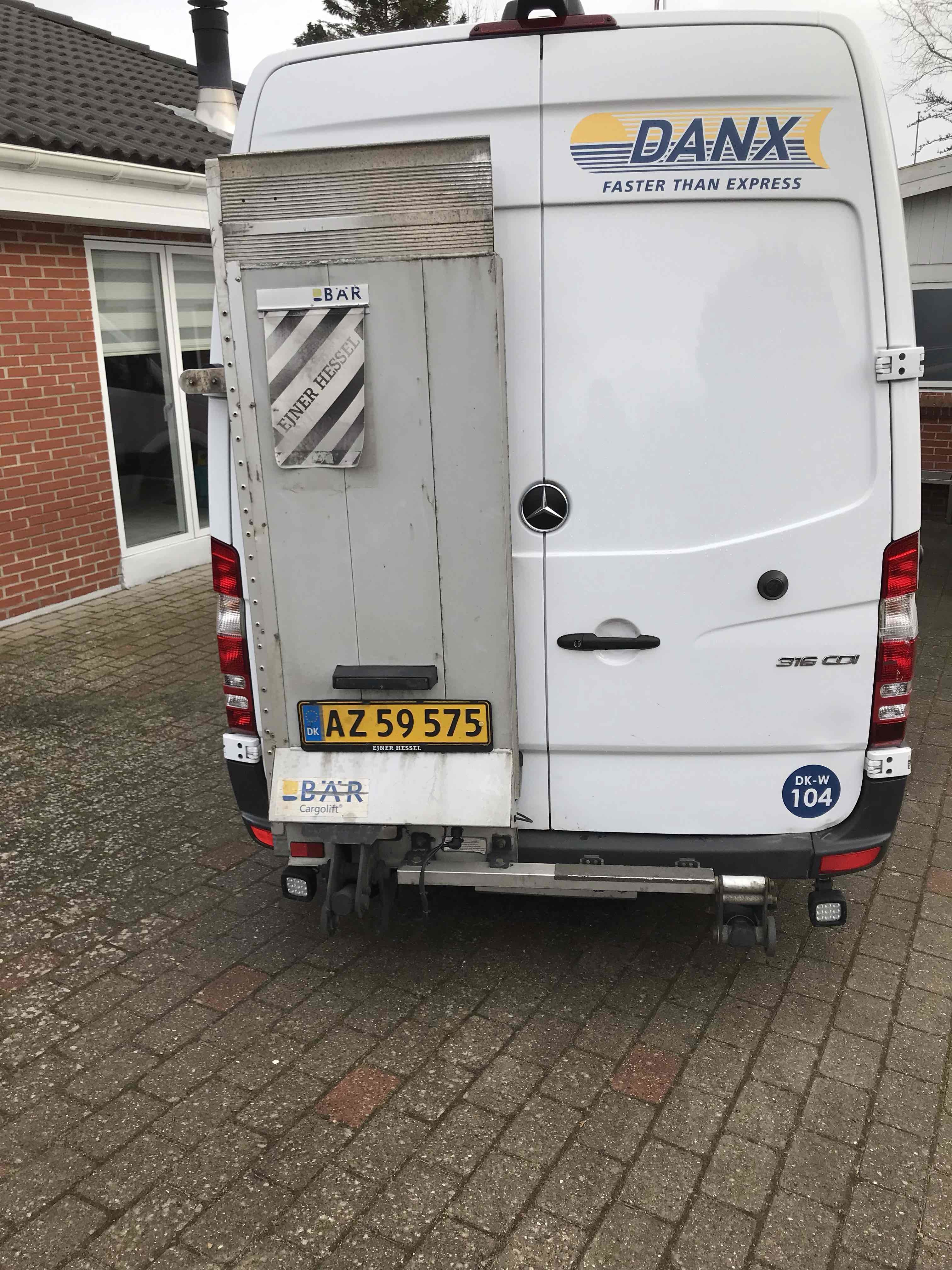 Hvid Mercedes Sprinter 316 fra 2016