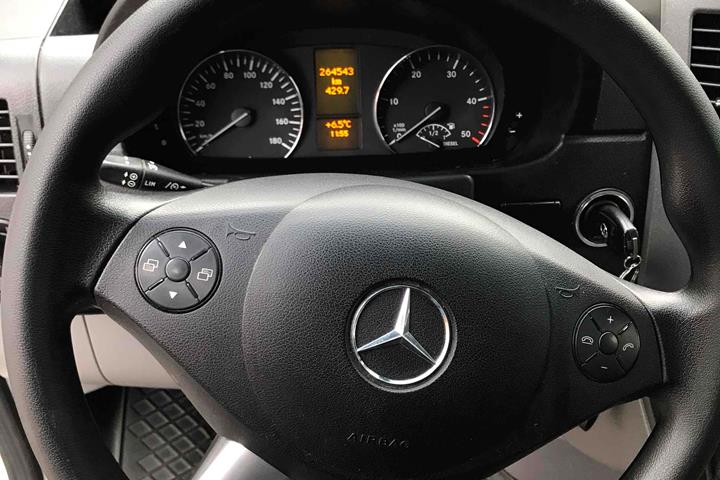 Hvid Mercedes Sprinter 316 fra 2016