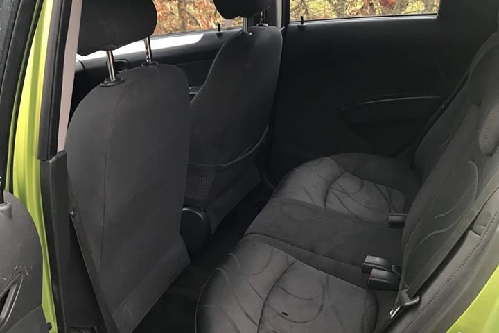 Grøn Chevrolet Spark fra 2011
