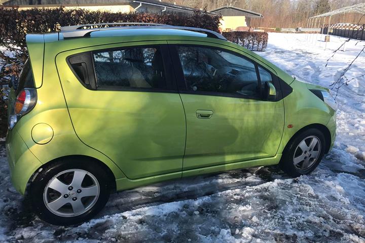 Grøn Chevrolet Spark fra 2011