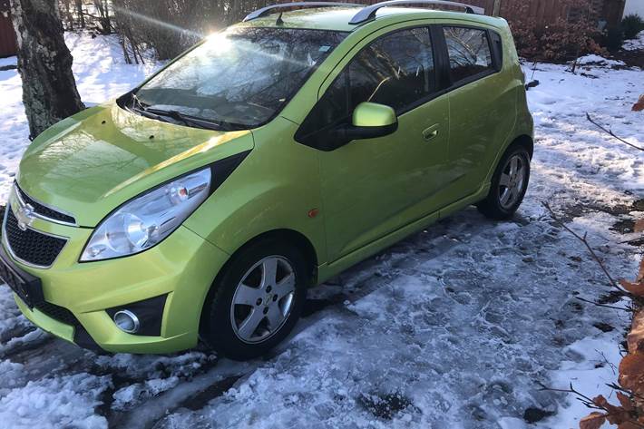 Grøn Chevrolet Spark fra 2011