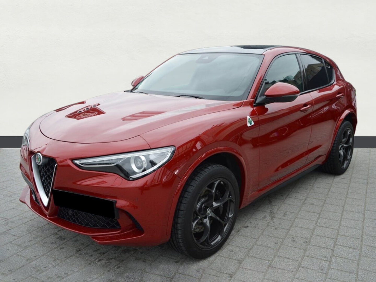 Guide til Alfa Romeo Stelvio 2.2 Diesel Lusso Q4 AT8 (Årgang 09/2018 - 07/2019)