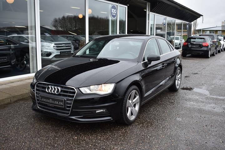 Grå Audi A3 fra 2015