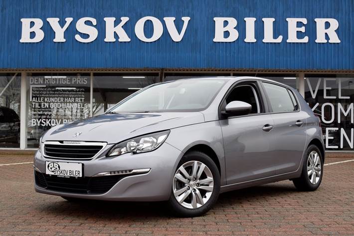 Grå Peugeot 308 fra 2016
